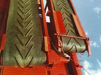 chevron2.webp
