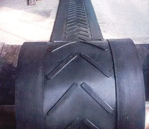 chevron3.webp